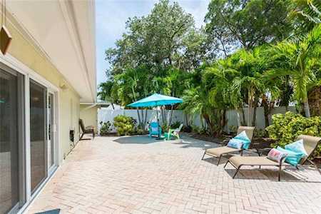 1393 Moonmist Dr Sarasota, FL 34242