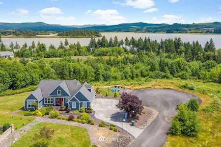 81 Bairn Dr Silverlake, WA 98645