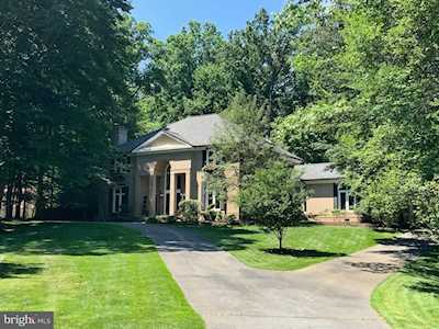 11532 Lake Potomac Dr Potomac, MD 20854