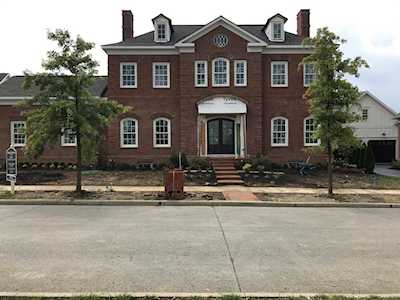 6983 Hanbys Loop New Albany, OH 43054