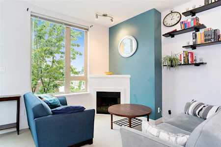 688 E 17th Avenue #301 Vancouver, BC V5V 0A8