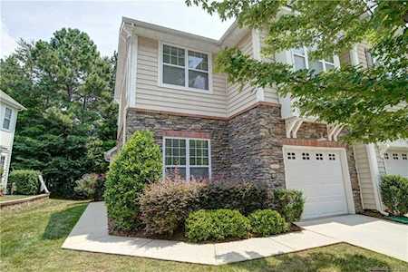 863 Petersburg Dr Fort Mill, SC 29708