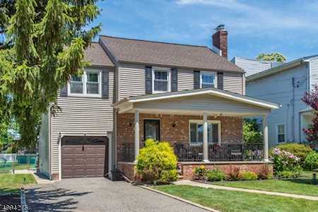 62 Greendale Rd Clifton City, NJ 07013