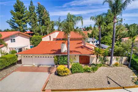 19584 Pine Valley Avenue Porter Ranch, CA 91326