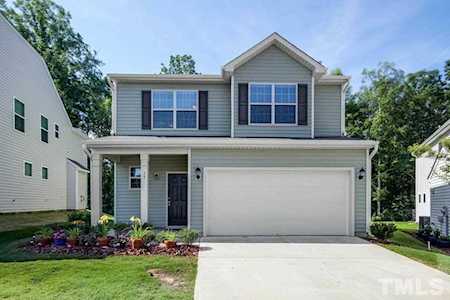 17 Thimbleberry Circle Clayton, NC 27527