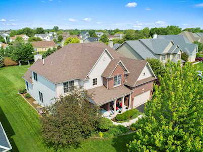 506 Mallard Point Dr North Aurora, IL 60542
