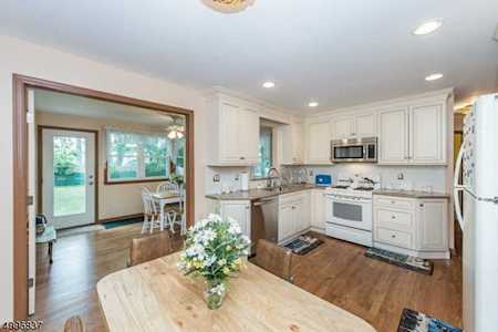 95 Reigate Rd Bloomfield Twp., NJ 07003