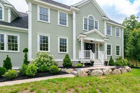 70 Ogunquit Road North Andover, MA 01845