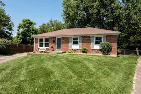 407 Birchway Ct Louisville, KY 40206