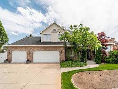 2480 E 50 S Layton, UT 84040