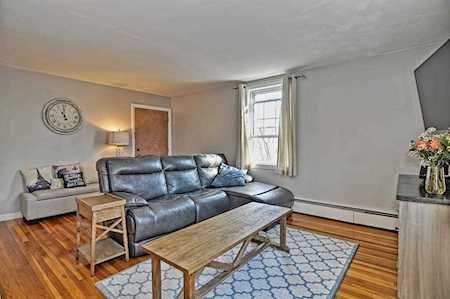 60 Vinton St #3 Melrose, MA 02176