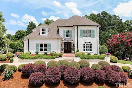 7212 Manor Oaks Drive Raleigh, NC 27615