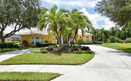 9610 Governors Club PLACE Bradenton, FL 34202