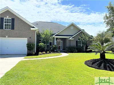 131 Carolina Cherry Circle Pooler, GA 31322