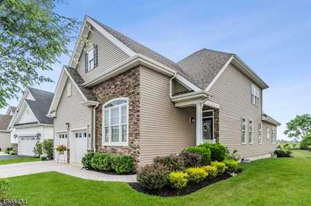 69 Constitution Way Franklin Twp., NJ 08873