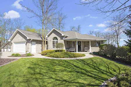 5351 Sand Beach Dr Luxemburg, WI 54217