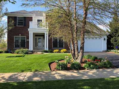 1641 W Mooseheart Rd North Aurora, IL 60542