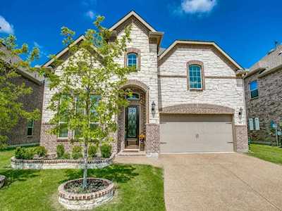 332 Prairie Ridge Lane Lewisville, TX 75056