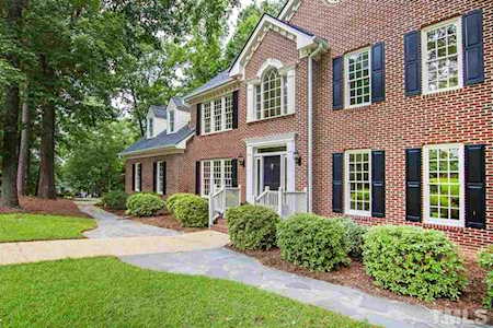 136 Lochwood West Drive Cary, NC 27518