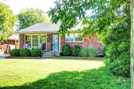 2611 Browns Ln Louisville, KY 40220