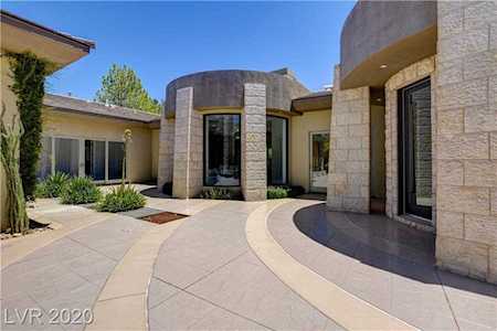 37 Promontory Ridge Dr Las Vegas, NV 89135