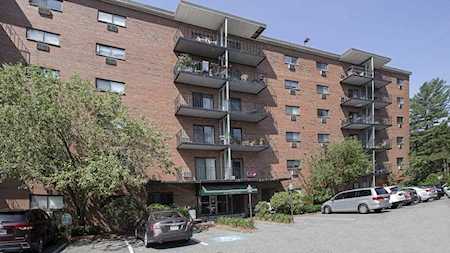 1321 Worcester Rd #103 Framingham, MA 01701
