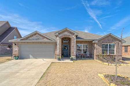 4124 Bridle Path Lane Sanger, TX 76266
