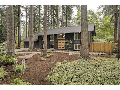 4890 Indian Creek Ct Lake Oswego, OR 97035