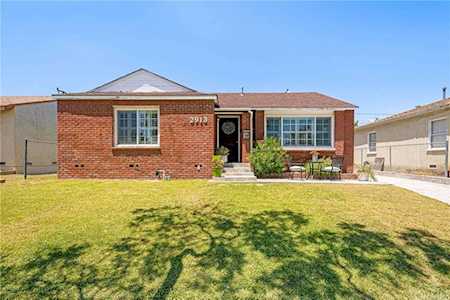 2913 Greentop Street Lakewood, CA 90712