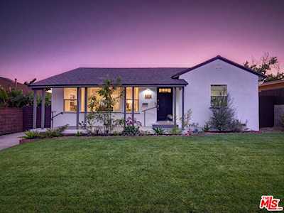 5804 W 77th Place Los Angeles, CA 90045