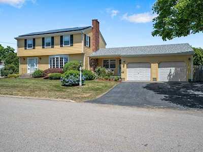 66 Plymouth East Providence, RI 02914