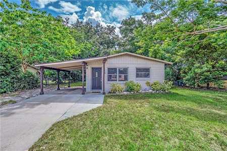123 S Aurora Dr Apopka, FL 32703