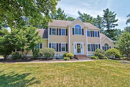 48 Beethoven Ave Walpole, MA 02081