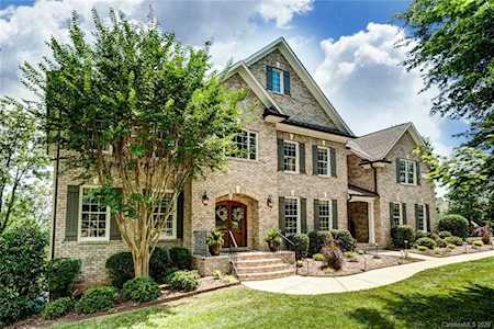 2078 Lake Forest Dr Tega Cay, SC 29708