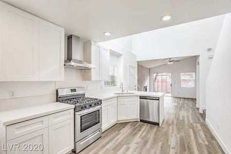 566 Poplar Leaf Las Vegas, NV 89144