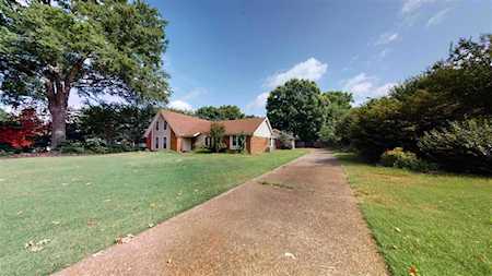 7770 River Bend Dr Germantown, TN 38138