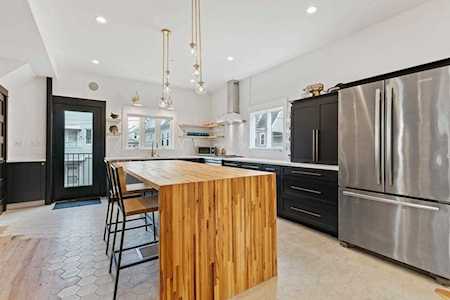 47 Electric #1 Somerville, MA 02144