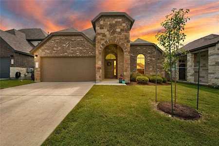 13305 Larrys Ln Manchaca, TX 78652