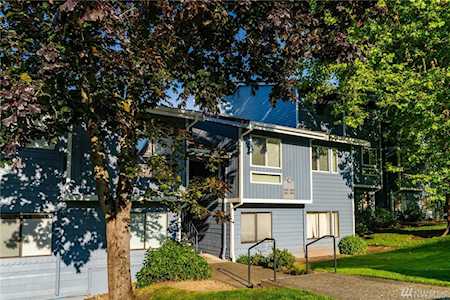 4118 212th St SW #C103 Mountlake Terrace, WA 98043