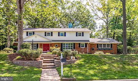 12300 Surrey Circle Dr Fort Washington, MD 20744