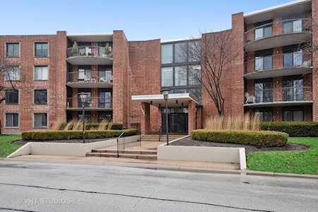 1405 E Central Rd #121C Arlington Heights, IL 60005