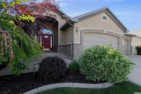 11746 S Lake Stone Cir South Jordan, UT 84009