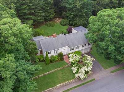 119 Westgate Road Wellesley, MA 02481