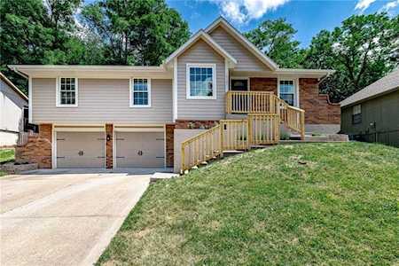 10121 NW 57th St Kansas City, MO 64152
