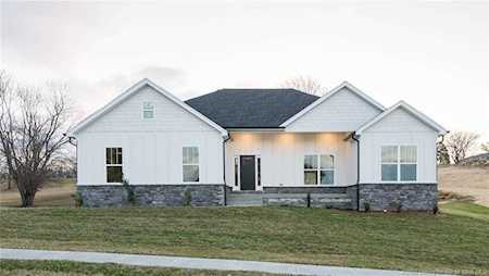 3612 Sunset Ridge Ct Floyds Knobs, IN 47119