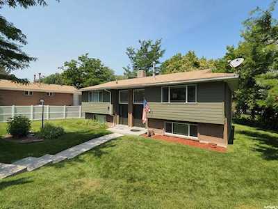 2591 E Canterbury Ln Cottonwood Heights, UT 84121