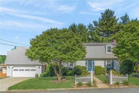 7 Tara St North Providence, RI 02904