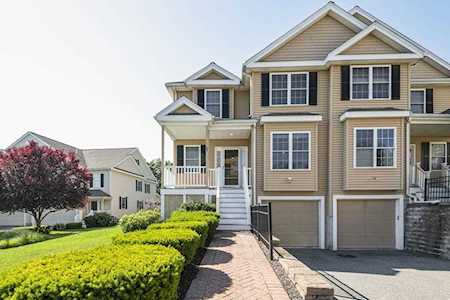 27 Andrea Cir #27 Needham, MA 02494