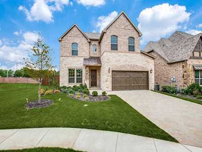 2701 Deansbrook Drive Plano, TX 75093