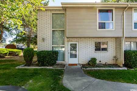 7958 S Harvel E Dr Sandy, UT 84070